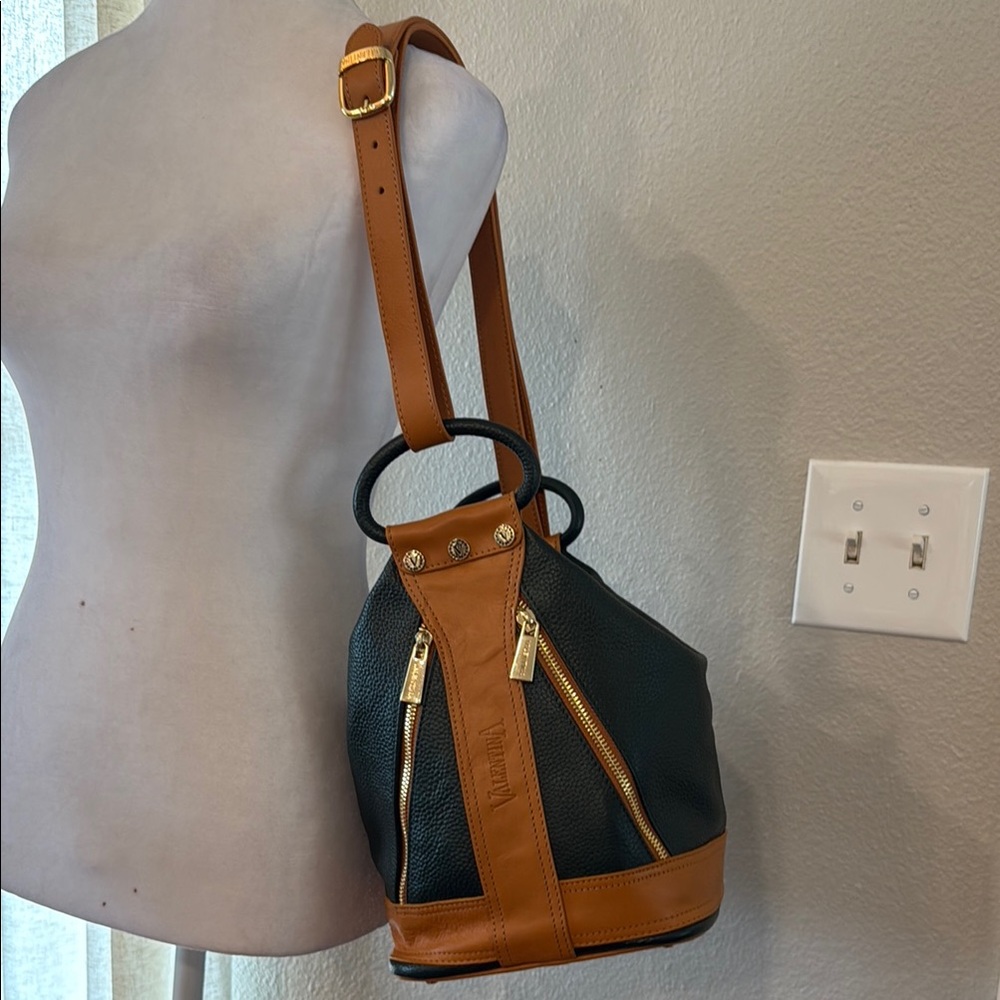 Valentina Italy Black & Tan Pebbled Leather Backpack Purse NWOT - Picture 8 of 10